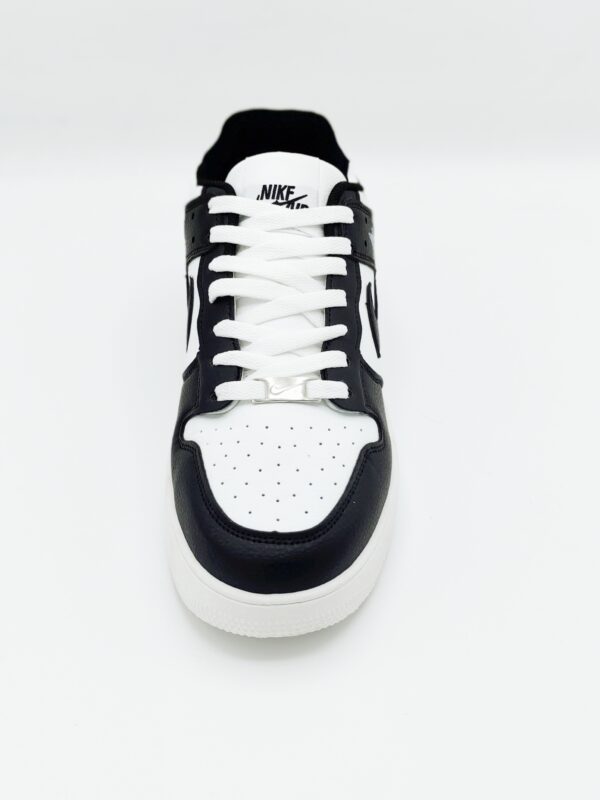 Nike Airforce - Image 4