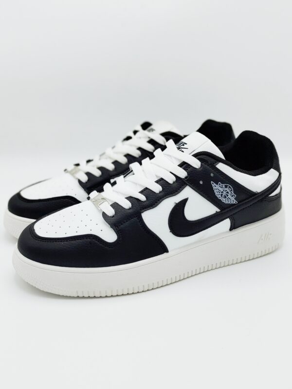 Nike Airforce - Image 5